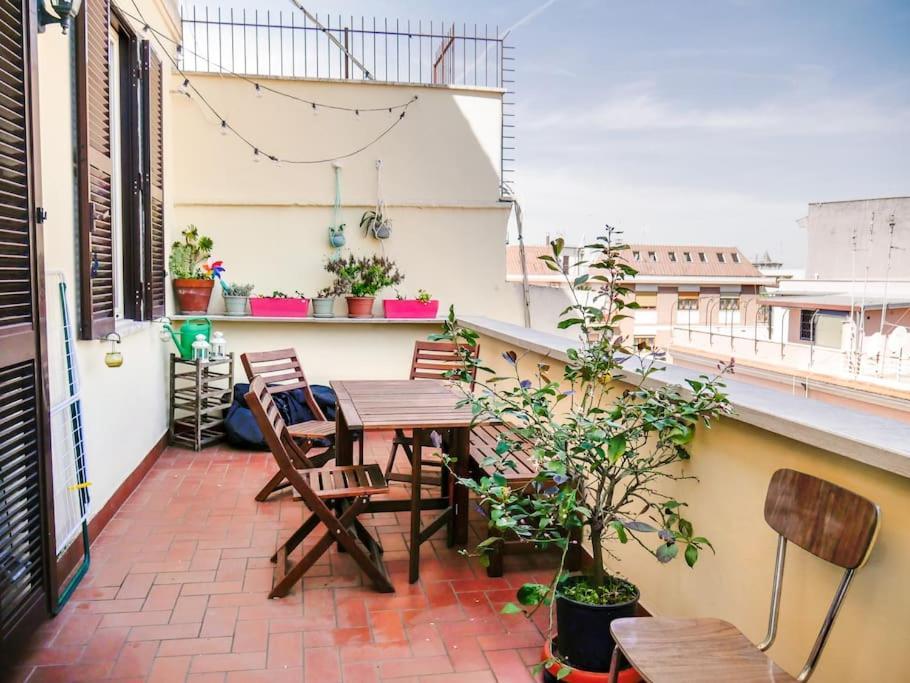 Beautiful Penthouse With Terrace Near The Centre Apartment Рим Екстериор снимка